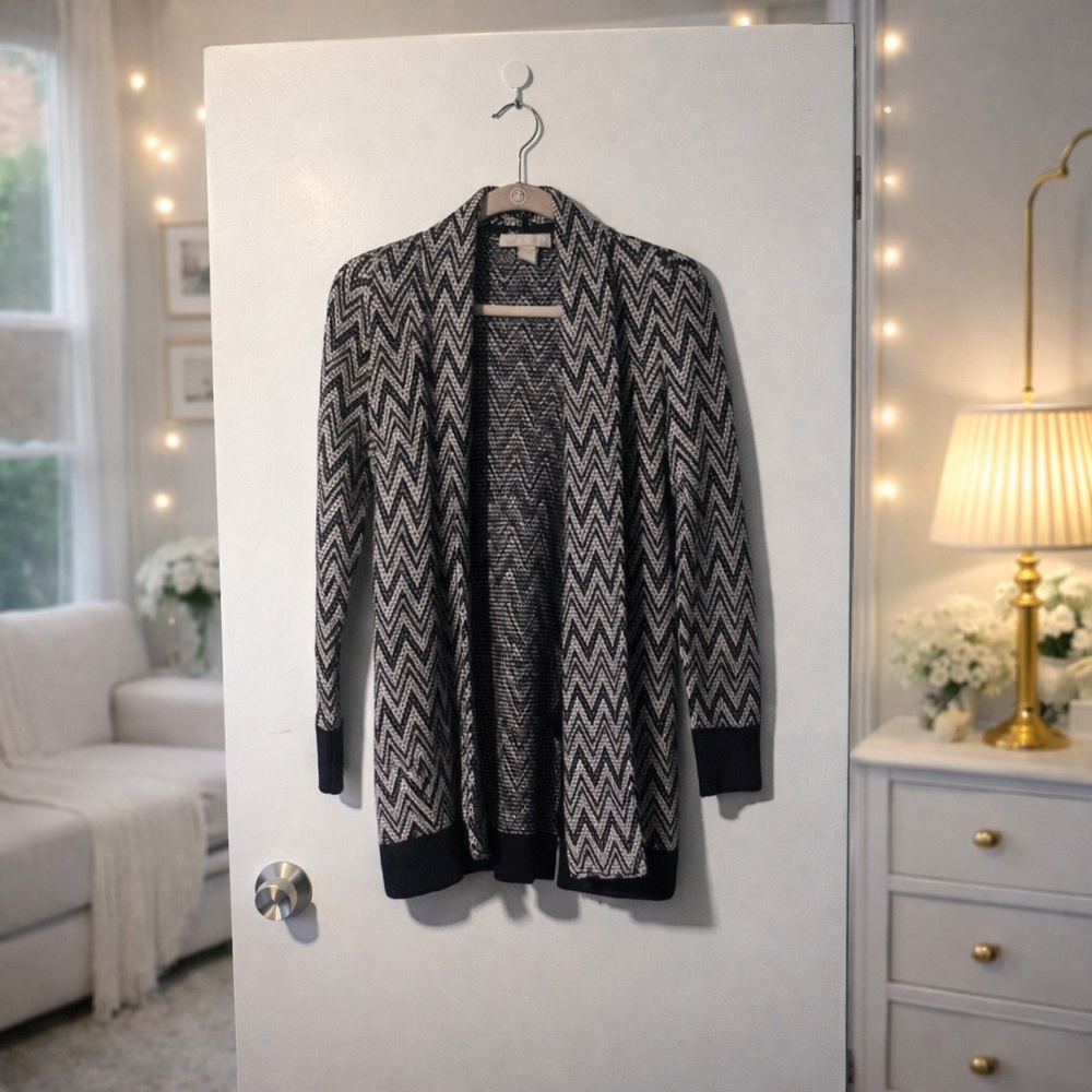 ✨ Banana Republic Merino Wool Zigzag Cardigan Size S